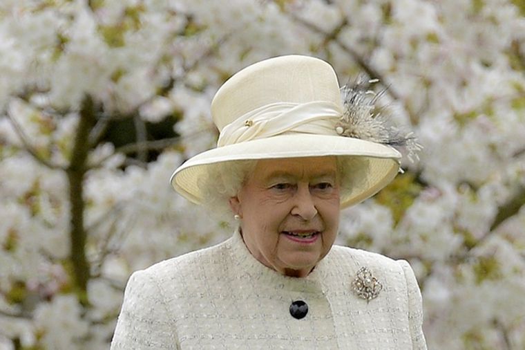 Godine joj ne mogu ništa: Kraljica Elizabeta danas puni 88 godina (FOTO)