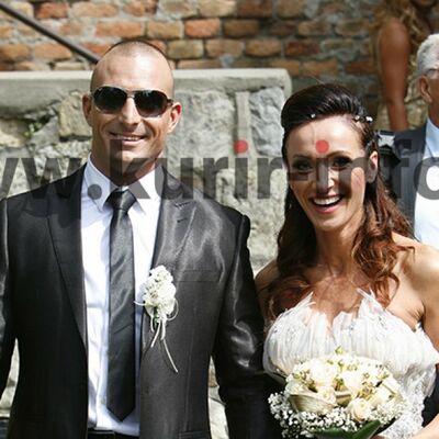 Slađa Delibašić se udala za 15 godina mlađeg Milana: Venčali se u crkvi Ružica! (FOTO)
